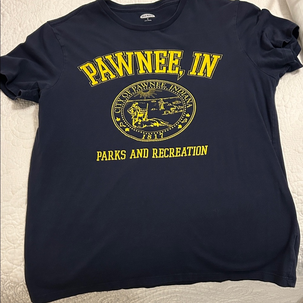 Old Navy T-Shirt
